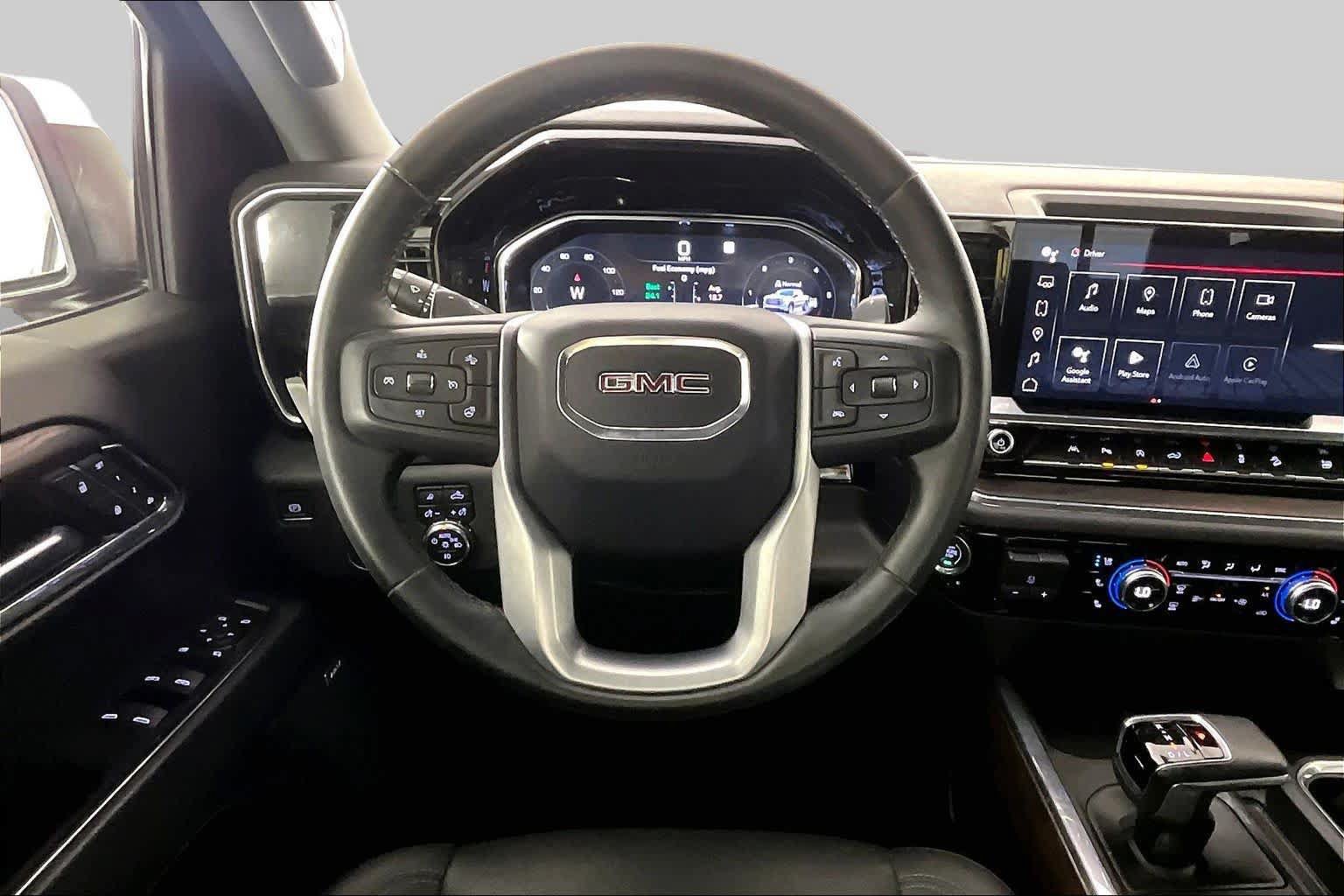 Used 2023 GMC Sierra 1500 SLT AWD/4WD image 6