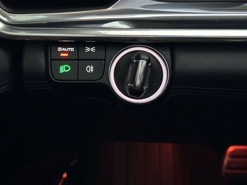 Certified 2022 Porsche Panamera Turbo S AWD/4WD image 34