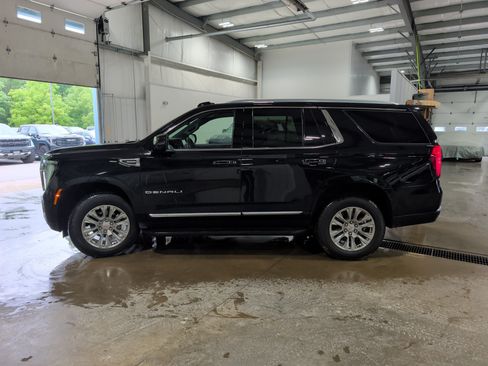 Used 2026 GMC Yukon Denali w/ Advanced Technology Package AWD/4WD image 5
