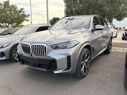 Used 2025 BMW X5 xDrive50e w/ M Sport Package AWD/4WD image 1