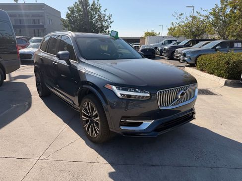 Used 2022 Volvo XC90 T8 Inscription Expression w/ Climate Package AWD/4WD image 7