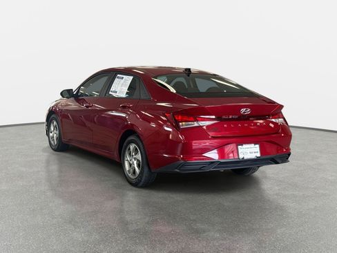 Certified 2023 Hyundai Elantra SE w/ Cargo Package image 7