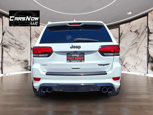 Used 2021 Jeep Grand Cherokee Trackhawk AWD/4WD image 5
