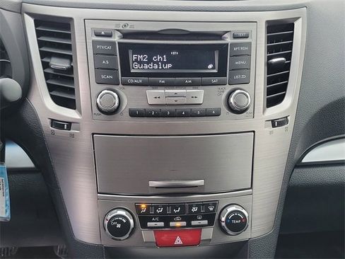 Used 2013 Subaru Outback 2.5i Premium image 28