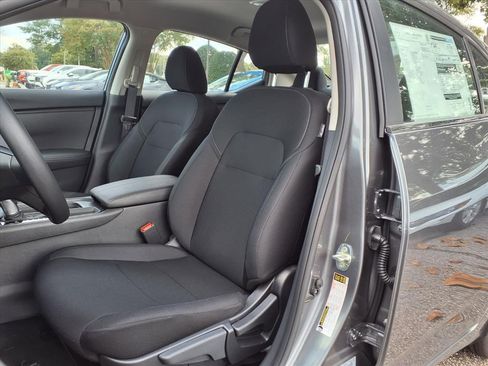 New 2025 Nissan Sentra S image 11