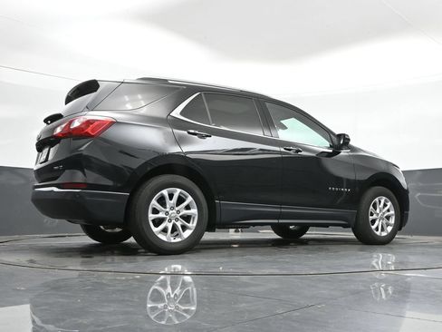 Used 2019 Chevrolet Equinox LT w/ Sun & Navigation Package AWD/4WD image 42