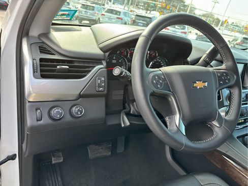 Used 2016 Chevrolet Tahoe LT image 9