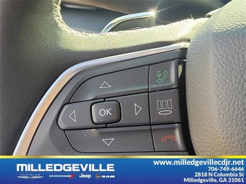 New 2024 Jeep Grand Cherokee L Altitude image 26