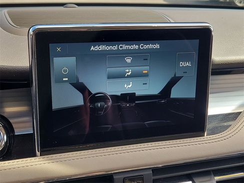 Certified 2022 Lincoln Corsair FWD w/ Equipment Group 101A image 21