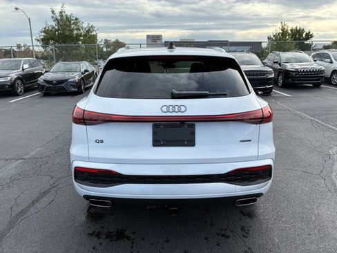 Used 2025 Audi Q5 Premium Plus w/ Premium Plus AWD/4WD image 6