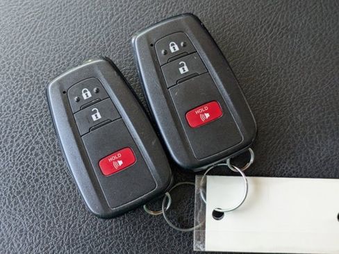 Used 2022 Toyota 4Runner SR5 Premium image 36