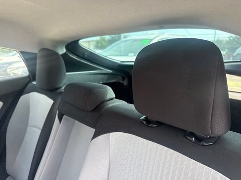 Used 2016 Toyota Prius Two FWD image 7