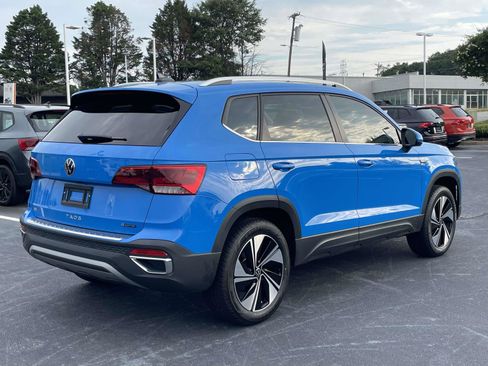 Certified 2024 Volkswagen Taos SE AWD/4WD image 7