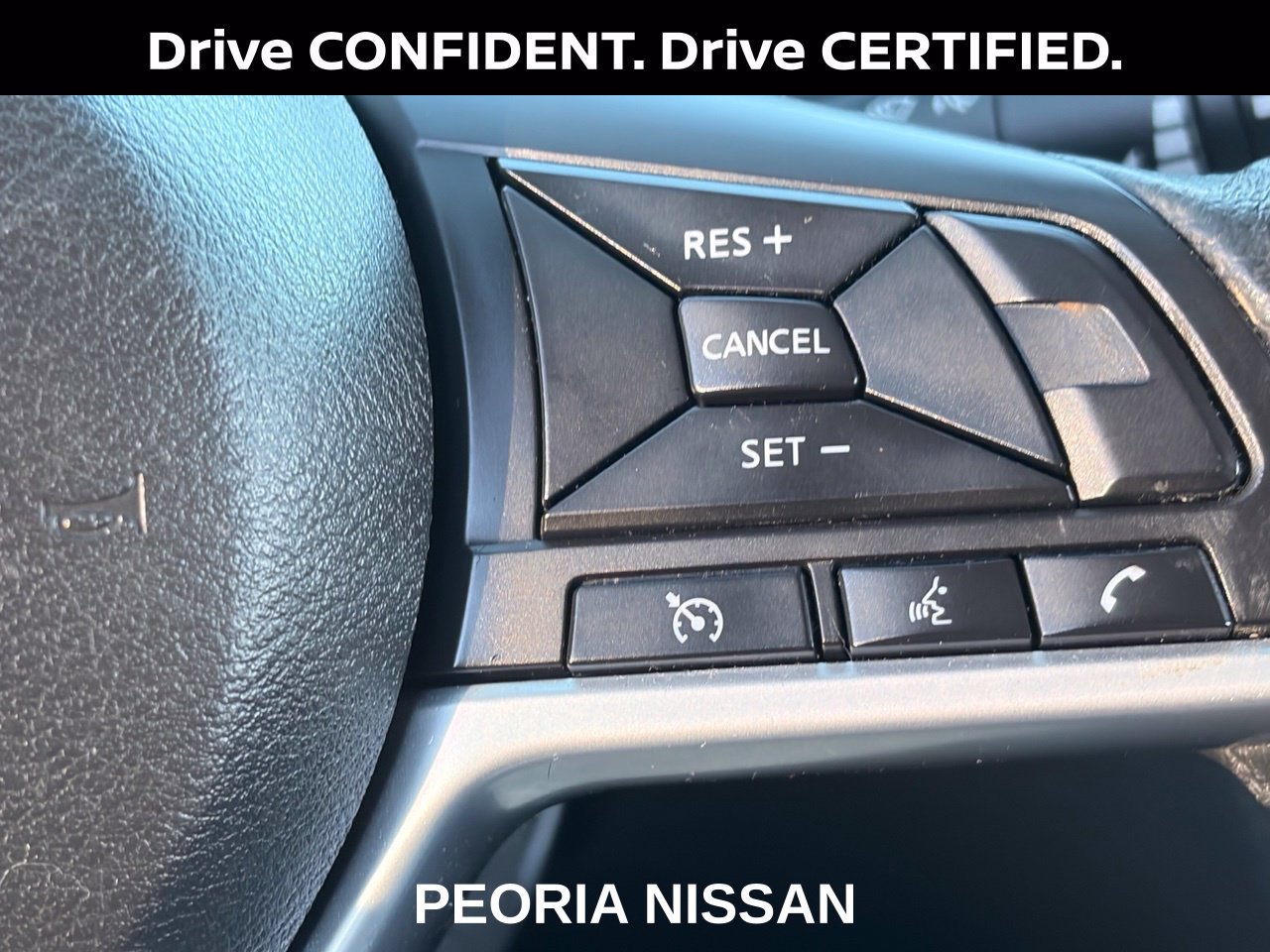 Certified 2020 Nissan Rogue SV FWD image 28