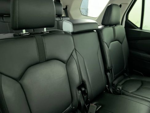 Used 2023 Honda Pilot EX-L image 25