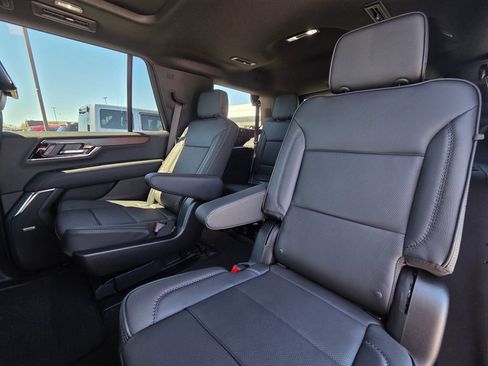 New 2026 GMC Yukon Denali w/ Advanced Technology Package AWD/4WD image 25