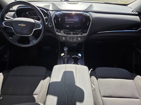 Used 2020 Chevrolet Traverse LT FWD image 7