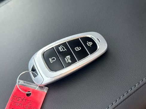 Used 2023 Hyundai Palisade SEL image 34