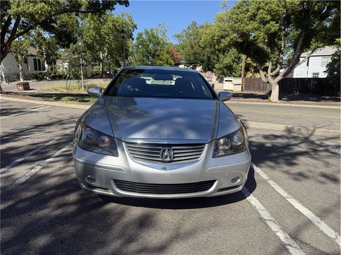 Used 2005 Acura RL AWD/4WD image 8