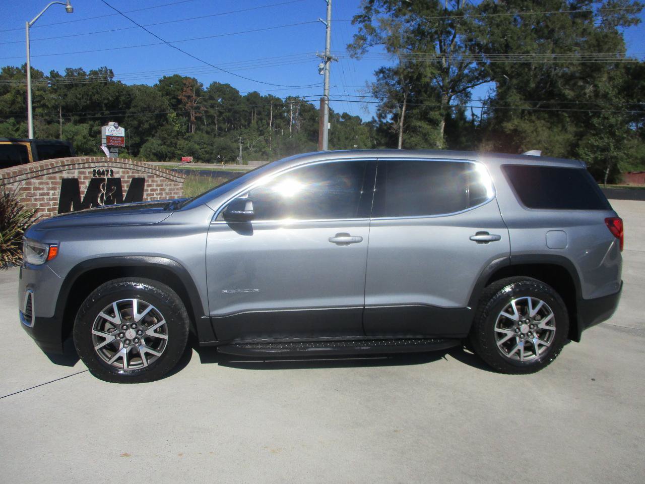 Used 2020 GMC Acadia SLE FWD image 29