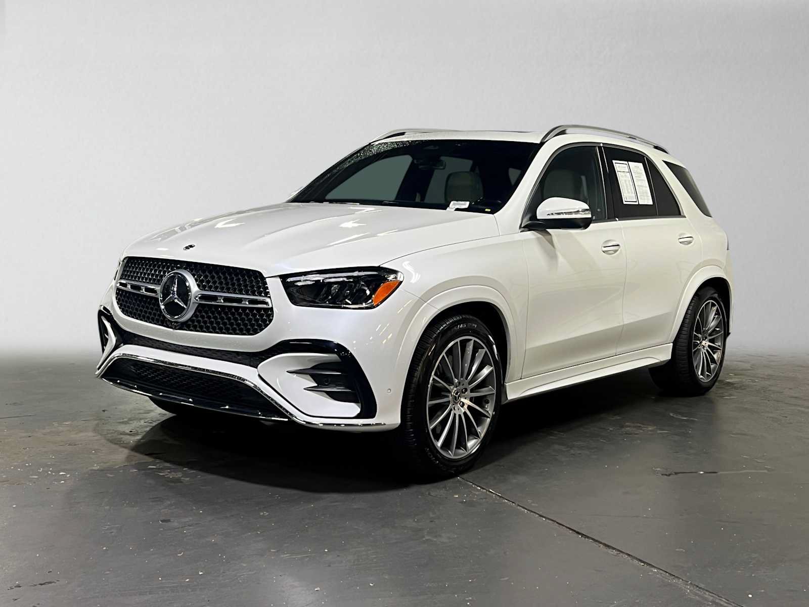 Used 2026 Mercedes-Benz GLE 580 4MATIC image 7