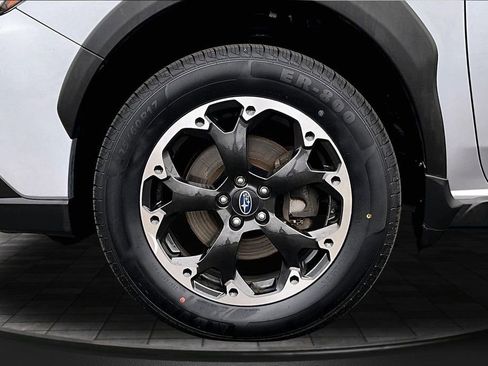 Used 2021 Subaru Crosstrek 2.0i Premium w/ Moonroof Package image 9