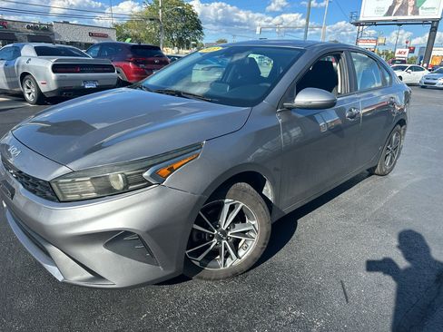 Used 2022 Kia Forte LXS w/ LXS Technology Package image 22