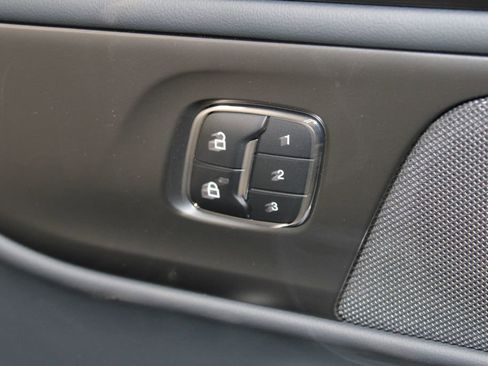 New 2026 Lincoln Nautilus Reserve w/ Jet Appearance Package image 40