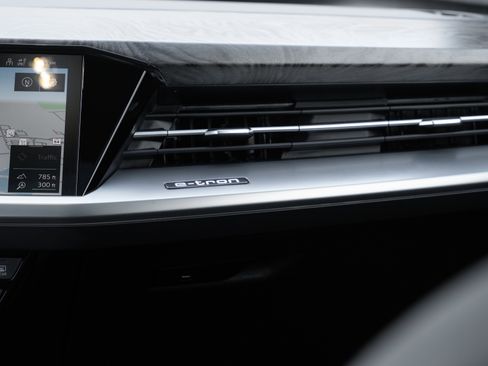 Certified 2023 Audi Q4 e-tron Premium Plus w/ Premium Plus image 15