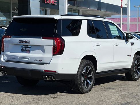 New 2026 GMC Yukon AT4 AWD/4WD image 5
