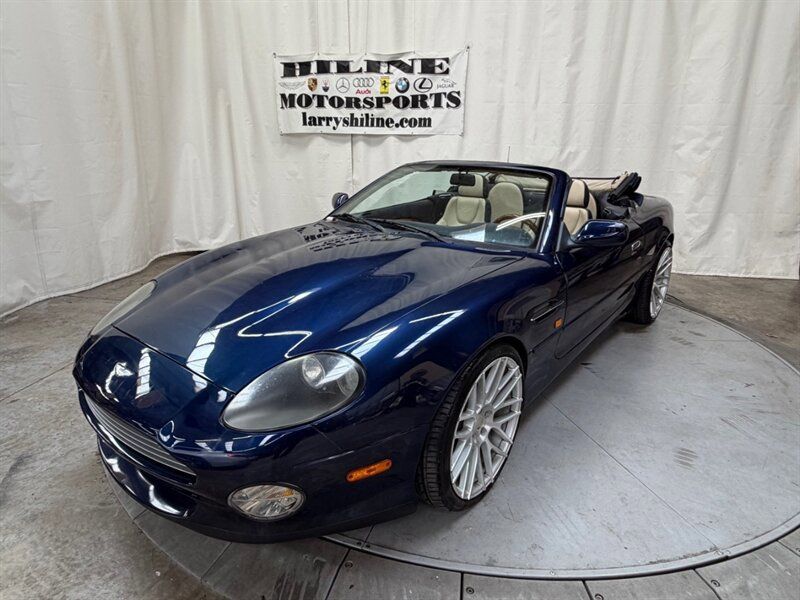 Used 2000 Aston Martin DB7 Vantage RWD image 2