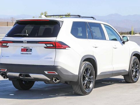 New 2026 Toyota Grand Highlander AWD Hybrid image 5