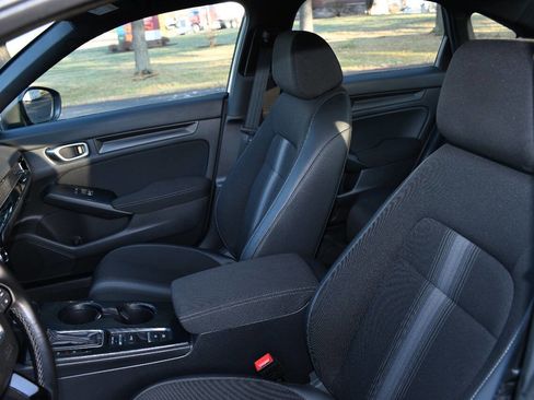 Used 2024 Honda Civic Sport image 12