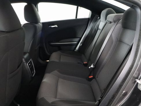 Used 2021 Dodge Charger SXT RWD image 8