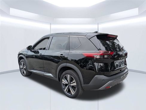 Used 2023 Nissan Rogue SL FWD image 3