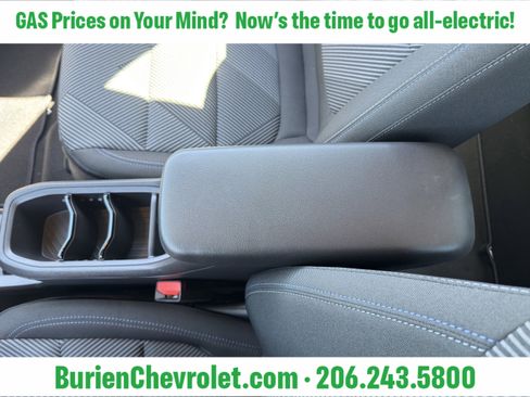 New 2027 Chevrolet Bolt LT w/ Comfort Package FWD image 18