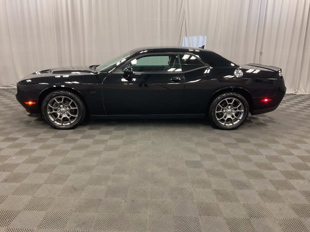 Used 2017 Dodge Challenger GT w/ Driver Convenience Group AWD/4WD image 8