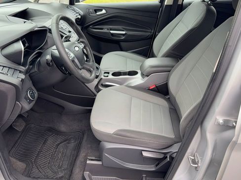 Used 2016 Ford C-MAX SE w/ Interior Protection Package image 15