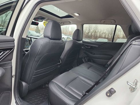 Used 2023 Subaru Outback Limited image 10
