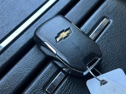 Used 2019 Chevrolet Suburban Premier AWD/4WD image 31