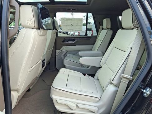 New 2026 GMC Yukon Denali w/ Advanced Technology Package AWD/4WD image 11