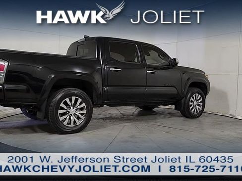 Used 2020 Toyota Tacoma Limited AWD/4WD image 7