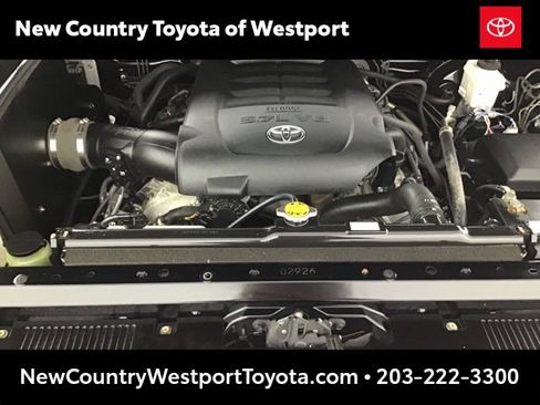 Used 2016 Toyota Tundra SR5 image 21