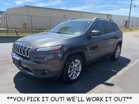 Used 2016 Jeep Cherokee Limited AWD/4WD image 3