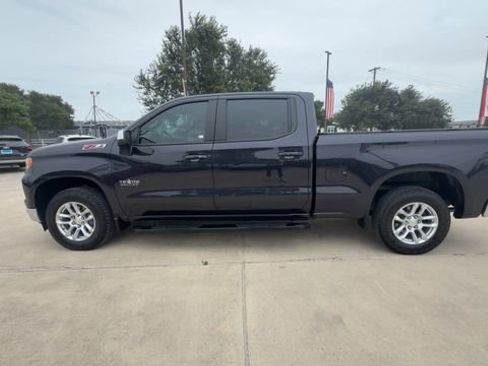 Certified 2023 Chevrolet Silverado 1500 LT w/ Z71 Off-Road Package AWD/4WD image 5