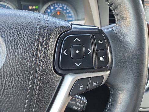 Used 2020 Toyota Sienna Limited AWD/4WD image 27