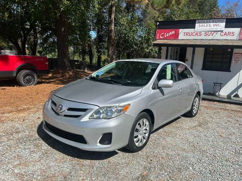 Used 2012 Toyota Corolla LE image 3