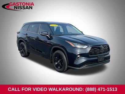 Used 2024 Toyota Highlander LE