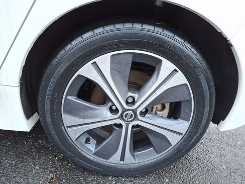 Used 2019 Nissan Leaf SL w/ SL Technology Package image 8