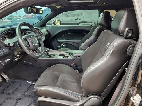 Used 2023 Dodge Challenger R/T Scat Pack w/ Plus Package RWD image 19